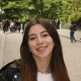 Yasmine - Prof d'anglais - Morlanwelz