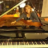 Luisa Martins - Prof de piano - Loulé