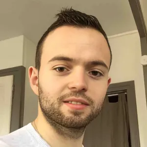 Calvin - Economics tutor - Cardiff