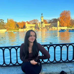Alyssa - Prof d'espagnol - Aureilhan