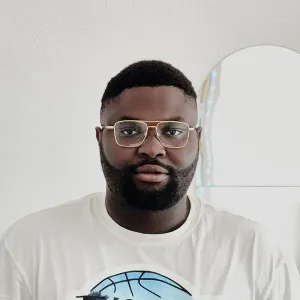 Komla - Prof de comptabilité - Toulouse