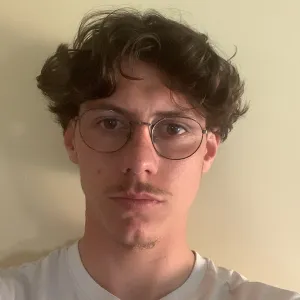 Morgan - Prof de maths - Jaunay-Clan