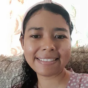 Angela - prof de Español y Literatura - Panamá