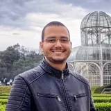 Paulo - Professor de economia - Montes Claros