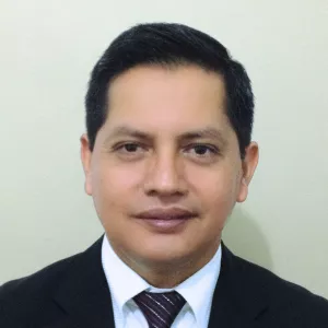 Alexander - Prof de japonês - Praia Grande