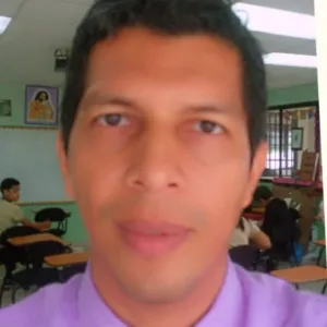 Kenman - Profe de matemática - Panamá