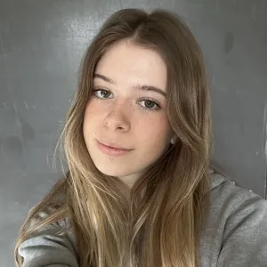 Andrea - Prof de maths - Villeneuve-de-Marc