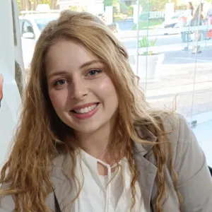 Sofia - prof de Historia - Montevideo