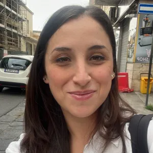 Ilaria - Insegnante di aiuto compiti - Casoria