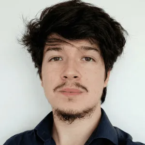 Isaías - Profesor de ciencias sociales - Santiago