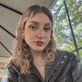 Alexandra - Prof de roumain - Paris