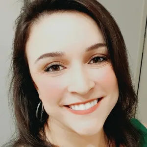 Ariana - Professor de inglês - São Paulo