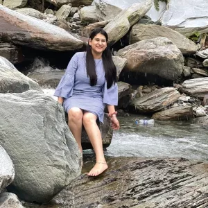 Aarshi - Physics teacher - Batala
