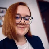 Sara - nastavnik za upis u poslovnu školu - Београд