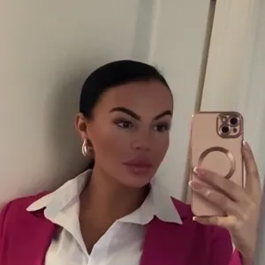 Katarina - English tutor - Toronto