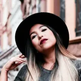 Laura - Profesor de fotografía - Medellín