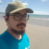 Juan - profesor de electrónica - 