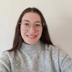 Faustine - Prof d'anglais - Hôpital-Camfrout