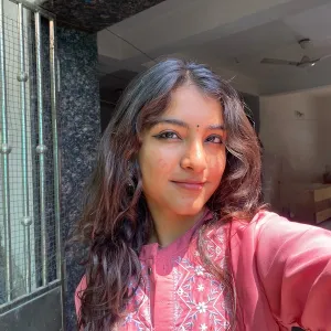 Preeti - Economics Tutor - Bilaspur
