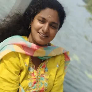 Gowthami - Programming languages tutor - Manjani