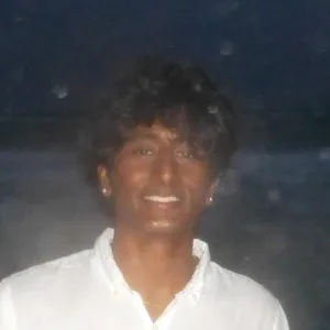 Rishi - Maths tutor - Cumming