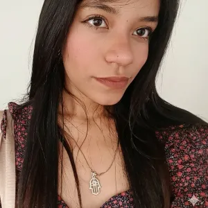 Emily - Profe de inglés - Pereira