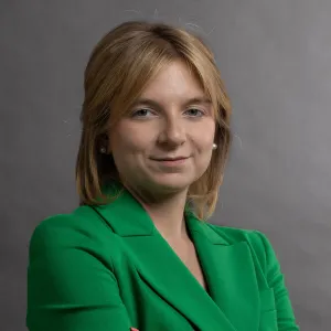 Chiara - Insegnante di diritto civile - Roma