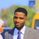 GEOFREY - Maths tutor - Darien