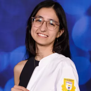 Camille - Prof de odontologia - Guaratinguetá