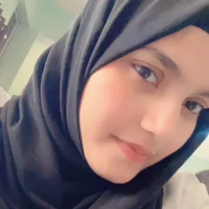 Farah - Biology tutor - Lucknow