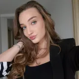 Elena - Profesor de drept penal - Brașov