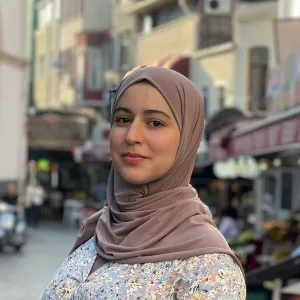 Ouassima - Prof de développement personnel - Paris