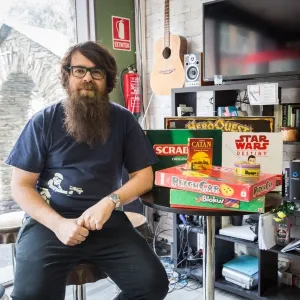 Josu - profesor de informática escolar - Montferrer