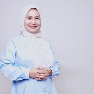 Dwi - Guru bahasa inggris - Kecamatan Sokaraja