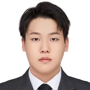 Junyi - Chinese tutor - Markham