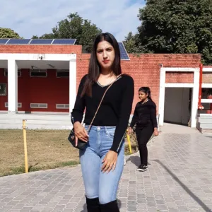 Pooja - Physics teacher - Chandigarh