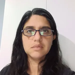 Marcela - profesor de contabilidad - Ezpeleta