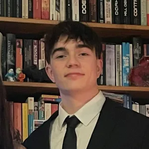 Adrian - Lehrkraft für Mathematik - Vösendorf