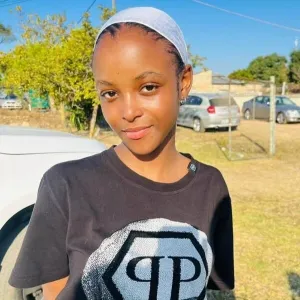 Nothile Jennifer - English tutor - Elukwatini
