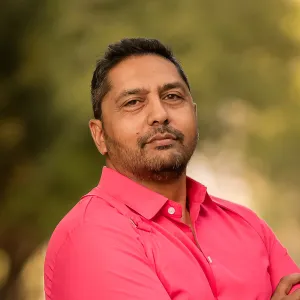 Suren - Digital marketing tutor - Randburg