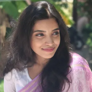 Parvathy - Biology tutor - Karunagappalli