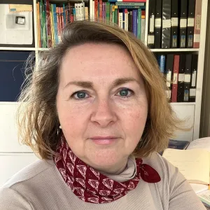 Catherine - French teacher - Desborough
