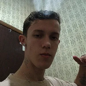 Lucas - Professor de português para estrangeiros - 