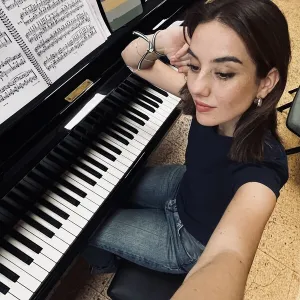 Esperanza - profesor de piano - Sevilla