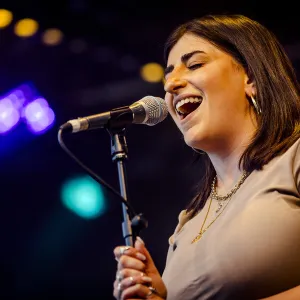 Yelena - Lehrkraft für Gesang - Bochum