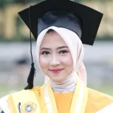 Indah - Guru matematika - Palembang