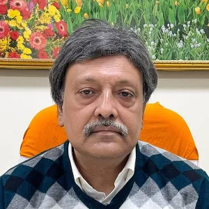 Angshuman - Economics teacher - Kolkata