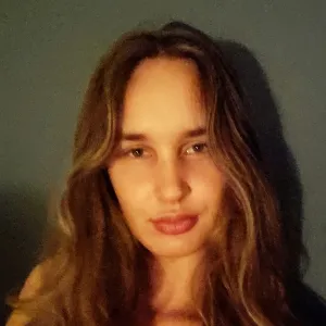 Hayley - English tutor - Port Elizabeth