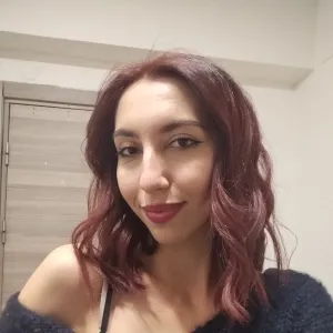 Melisa Nur - Tarih öğretmeni - 