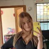 Daniela - profesor de derecho constitucional - 